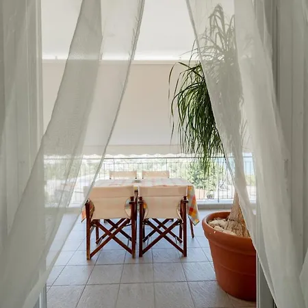 Aura Atrium Apartment *